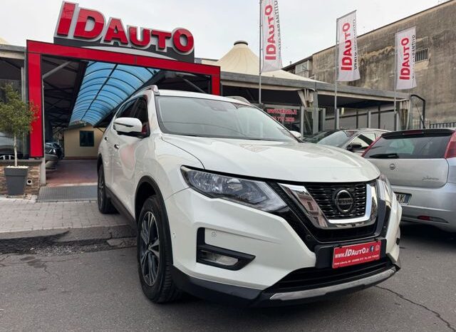 
								Nissan X-Trail 1.7 dCi 150 2WD Tekna full									