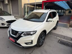 
										Nissan X-Trail 1.7 dCi 150 2WD Tekna full									