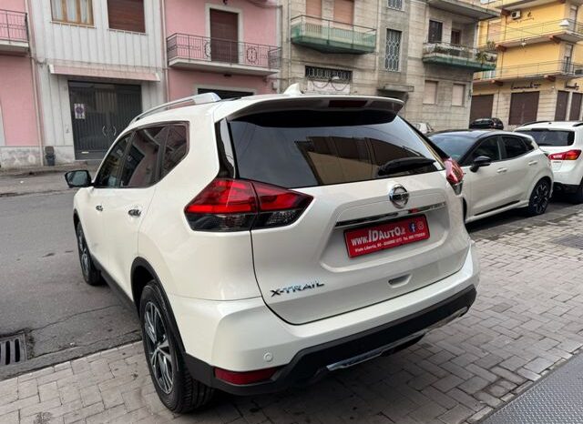 
								Nissan X-Trail 1.7 dCi 150 2WD Tekna full									