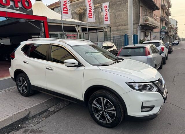 
								Nissan X-Trail 1.7 dCi 150 2WD Tekna full									