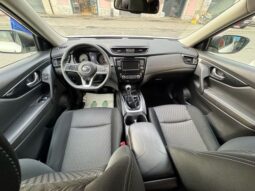 
										Nissan X-Trail 1.7 dCi 150 2WD Tekna full									