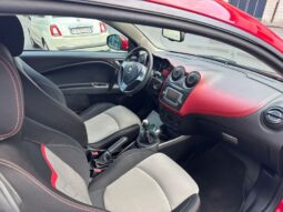 
										Alfa Romeo MiTo 1.6 JTDm-2 120 CV S&S Distinctive full									
