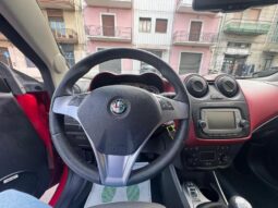 
										Alfa Romeo MiTo 1.6 JTDm-2 120 CV S&S Distinctive full									