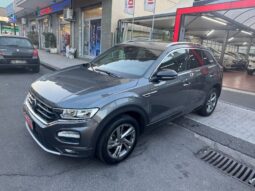 
										Volkswagen T-Roc 1.0 TSI 110 CV R-LINE full									