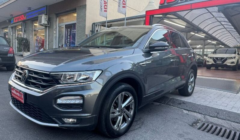 
								Volkswagen T-Roc 1.0 TSI 110 CV R-LINE full									