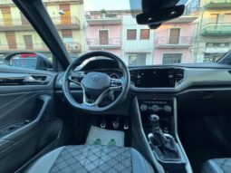
										Volkswagen T-Roc 1.0 TSI 110 CV R-LINE full									