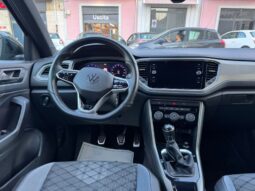 
										Volkswagen T-Roc 1.0 TSI 110 CV R-LINE full									