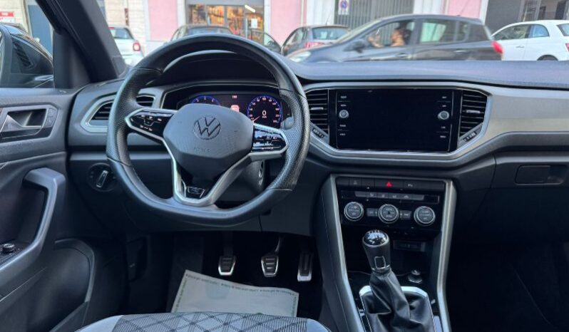
								Volkswagen T-Roc 1.0 TSI 110 CV R-LINE full									