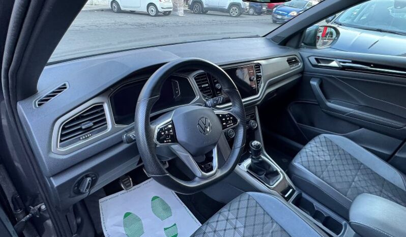 
								Volkswagen T-Roc 1.0 TSI 110 CV R-LINE full									