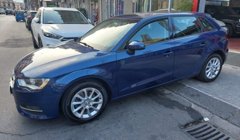 
								Audi A3 SPB 1.6 TDI 110 CV clean diesel Attraction full									