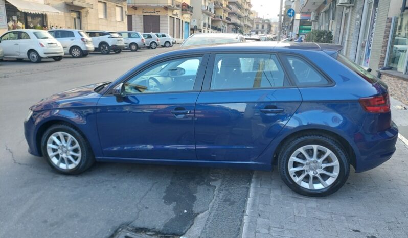 
								Audi A3 SPB 1.6 TDI 110 CV clean diesel Attraction full									
