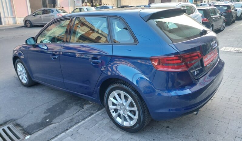 
								Audi A3 SPB 1.6 TDI 110 CV clean diesel Attraction full									