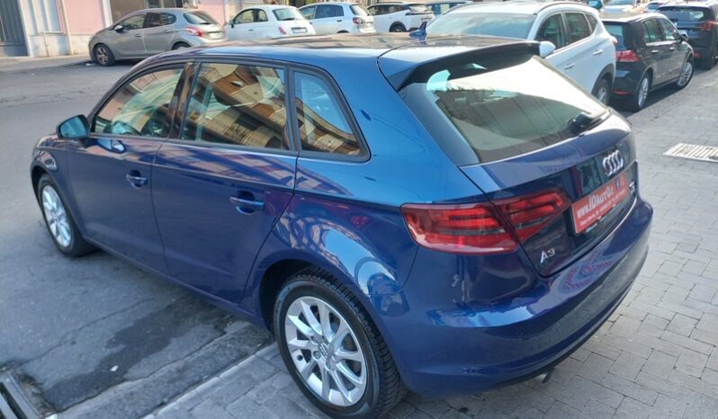 
								Audi A3 SPB 1.6 TDI 110 CV clean diesel Attraction full									
