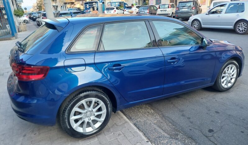 
								Audi A3 SPB 1.6 TDI 110 CV clean diesel Attraction full									