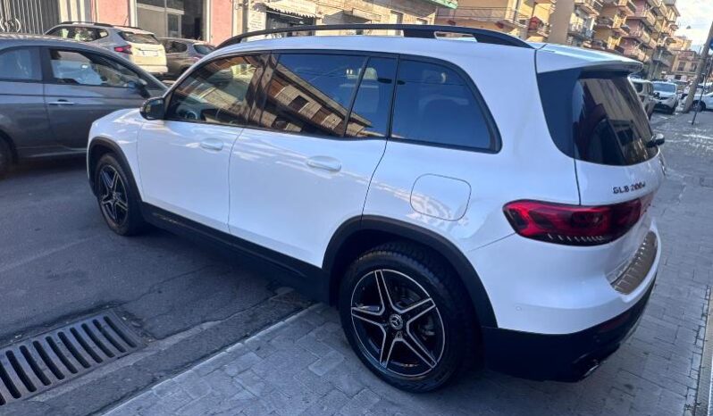 
								Mercedes-benz GLB 200 d Automatic Premium AMG Line full									