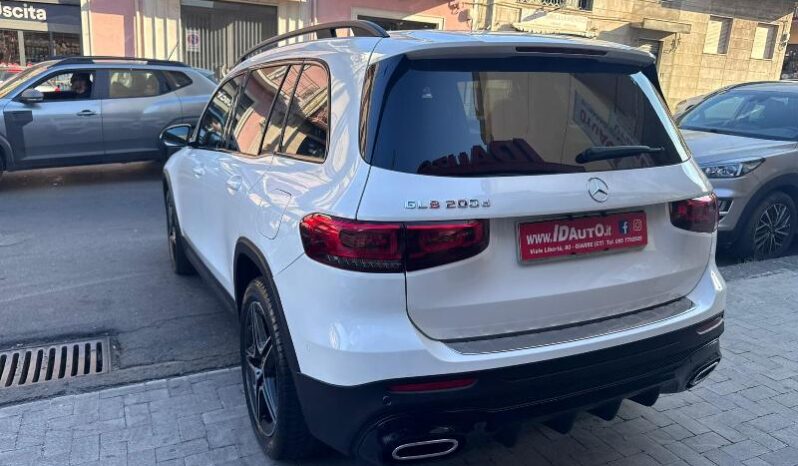 
								Mercedes-benz GLB 200 d Automatic Premium AMG Line full									