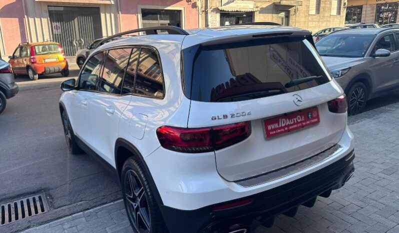 
								Mercedes-benz GLB 200 d Automatic Premium AMG Line full									