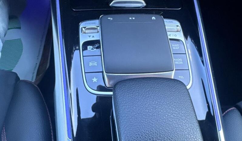 
								Mercedes-benz GLB 200 d Automatic Premium AMG Line full									