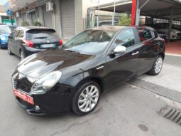 
										Alfa Romeo Giulietta 1.6 JTDm-2 120 CV Distinctive full									