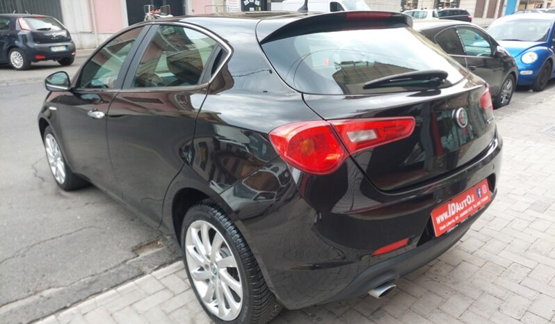 
								Alfa Romeo Giulietta 1.6 JTDm-2 120 CV Distinctive full									