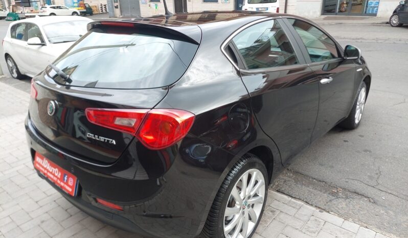 
								Alfa Romeo Giulietta 1.6 JTDm-2 120 CV Distinctive full									