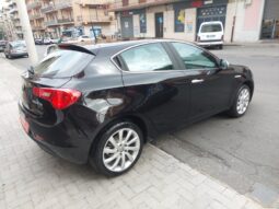 
										Alfa Romeo Giulietta 1.6 JTDm-2 120 CV Distinctive full									