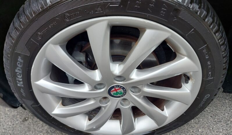 
								Alfa Romeo Giulietta 1.6 JTDm-2 120 CV Distinctive full									