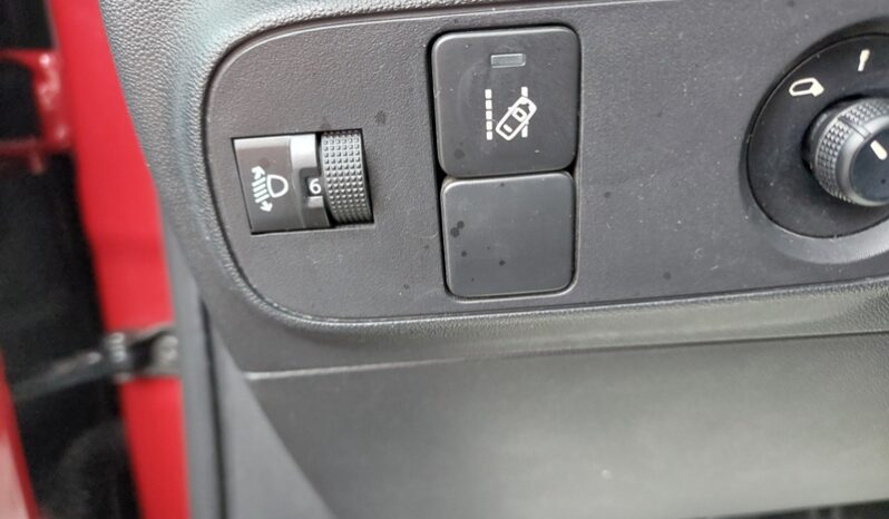 
								Citroen C3 1.6 BlueHDi 75 CV S&S Shine full									
