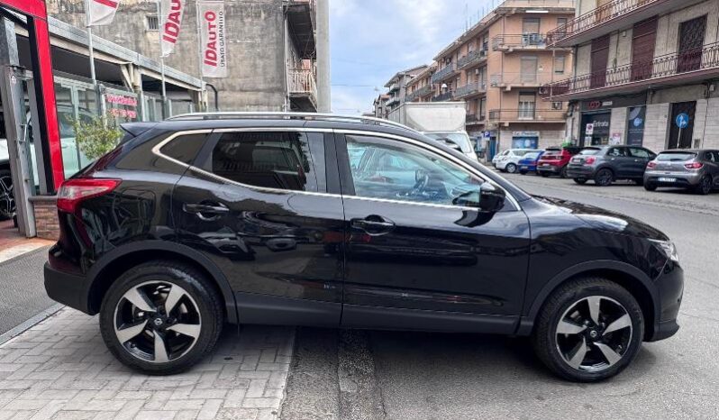 
								Nissan Qashqai 1.5 dCi 110 CV N-Connecta full									