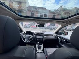 
										Nissan Qashqai 1.5 dCi 110 CV N-Connecta full									