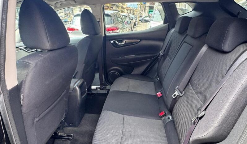 
								Nissan Qashqai 1.5 dCi 110 CV N-Connecta full									