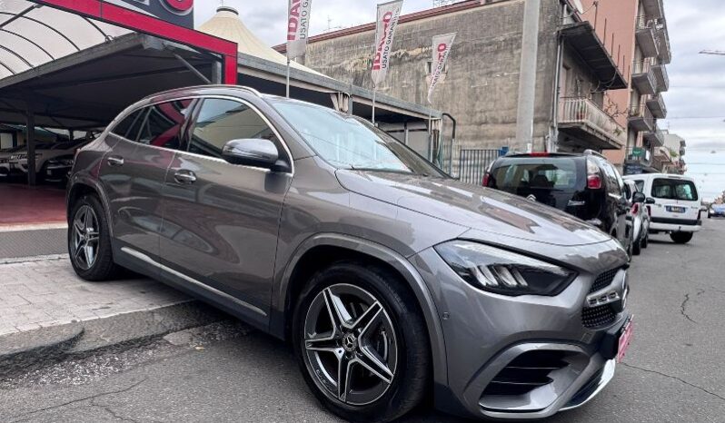 
								Mercedes-benz GLA 1.3 Hybrid 136 CV 180 Automatic AMG Line Premium Plus full									