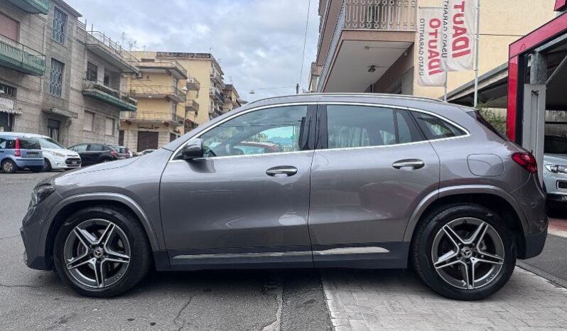 
								Mercedes-benz GLA 1.3 Hybrid 136 CV 180 Automatic AMG Line Premium Plus full									