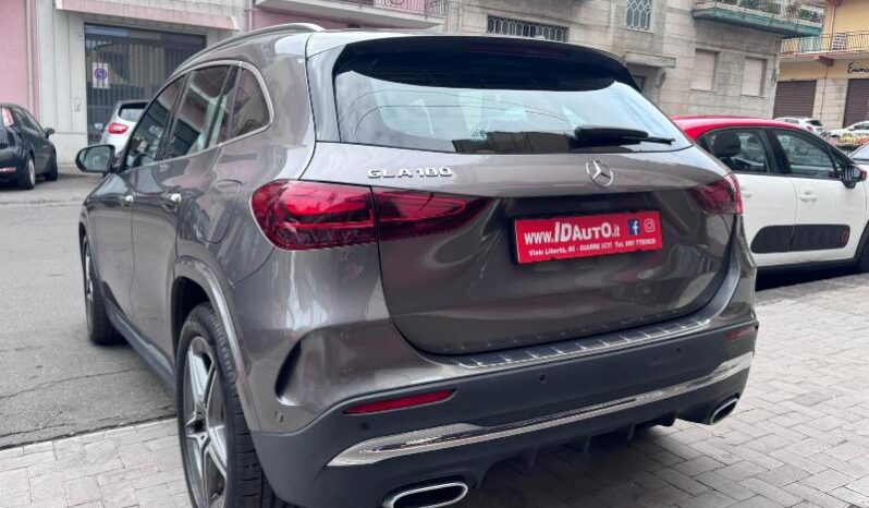 
								Mercedes-benz GLA 1.3 Hybrid 136 CV 180 Automatic AMG Line Premium Plus full									