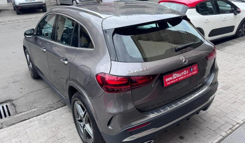 
								Mercedes-benz GLA 1.3 Hybrid 136 CV 180 Automatic AMG Line Premium Plus full									