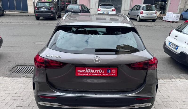 
								Mercedes-benz GLA 1.3 Hybrid 136 CV 180 Automatic AMG Line Premium Plus full									