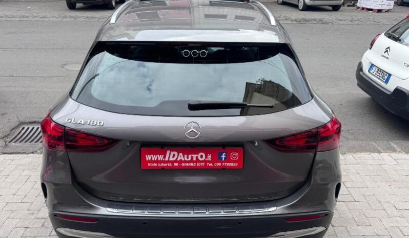 
								Mercedes-benz GLA 1.3 Hybrid 136 CV 180 Automatic AMG Line Premium Plus full									