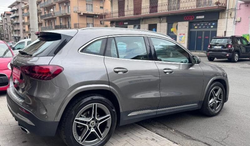 
								Mercedes-benz GLA 1.3 Hybrid 136 CV 180 Automatic AMG Line Premium Plus full									