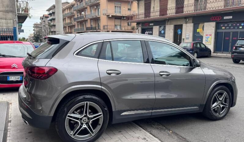 
								Mercedes-benz GLA 1.3 Hybrid 136 CV 180 Automatic AMG Line Premium Plus full									
