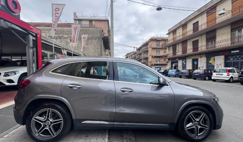 
								Mercedes-benz GLA 1.3 Hybrid 136 CV 180 Automatic AMG Line Premium Plus full									