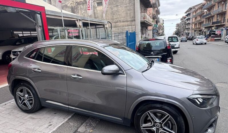 
								Mercedes-benz GLA 1.3 Hybrid 136 CV 180 Automatic AMG Line Premium Plus full									