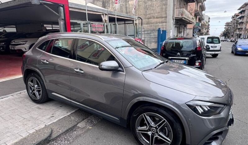 
								Mercedes-benz GLA 1.3 Hybrid 136 CV 180 Automatic AMG Line Premium Plus full									