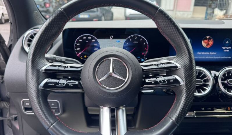 
								Mercedes-benz GLA 1.3 Hybrid 136 CV 180 Automatic AMG Line Premium Plus full									