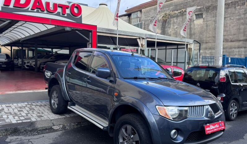 
								Mitsubishi L200 2.5 DI-D/136CV Double Cab Invite full									