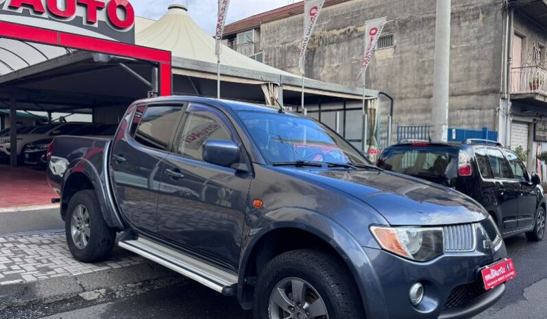 
								Mitsubishi L200 2.5 DI-D/136CV Double Cab Invite full									