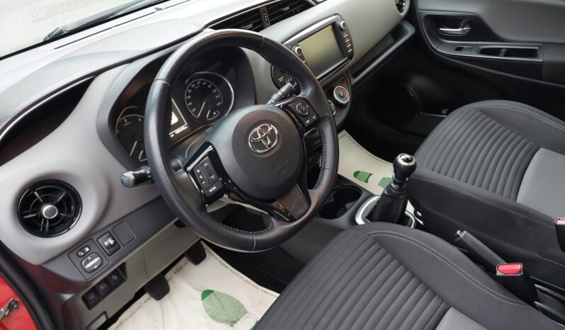 
								Toyota Yaris 1.4 D-4D 90 CV 5 porte Lounge full									