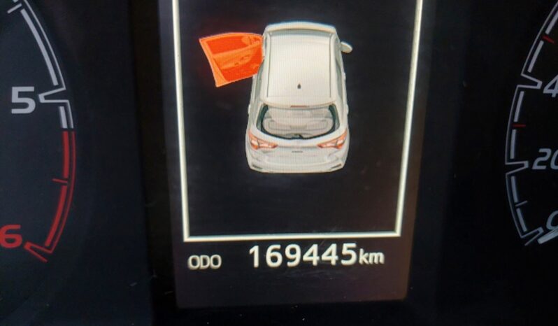 
								Toyota Yaris 1.4 D-4D 90 CV 5 porte Lounge full									