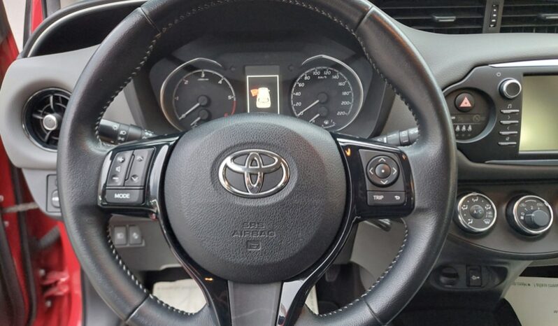 
								Toyota Yaris 1.4 D-4D 90 CV 5 porte Lounge full									