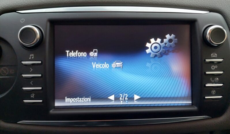 
								Toyota Yaris 1.4 D-4D 90 CV 5 porte Lounge full									