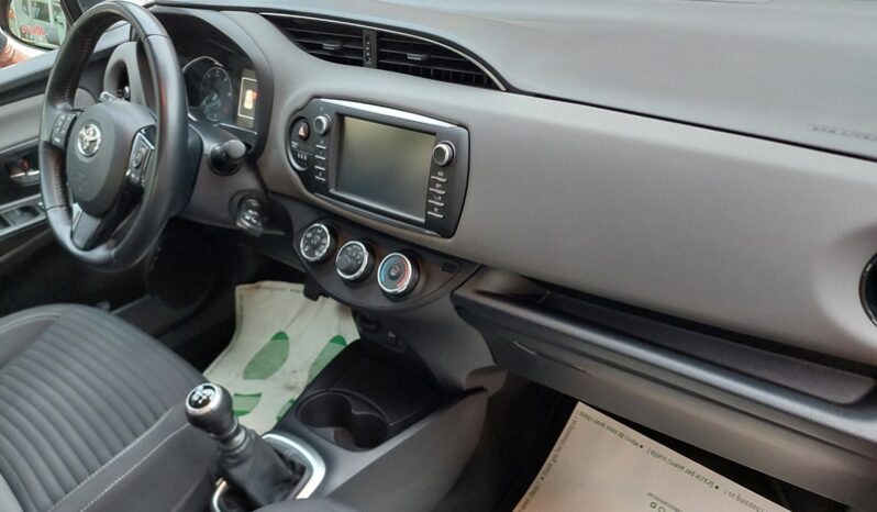 
								Toyota Yaris 1.4 D-4D 90 CV 5 porte Lounge full									